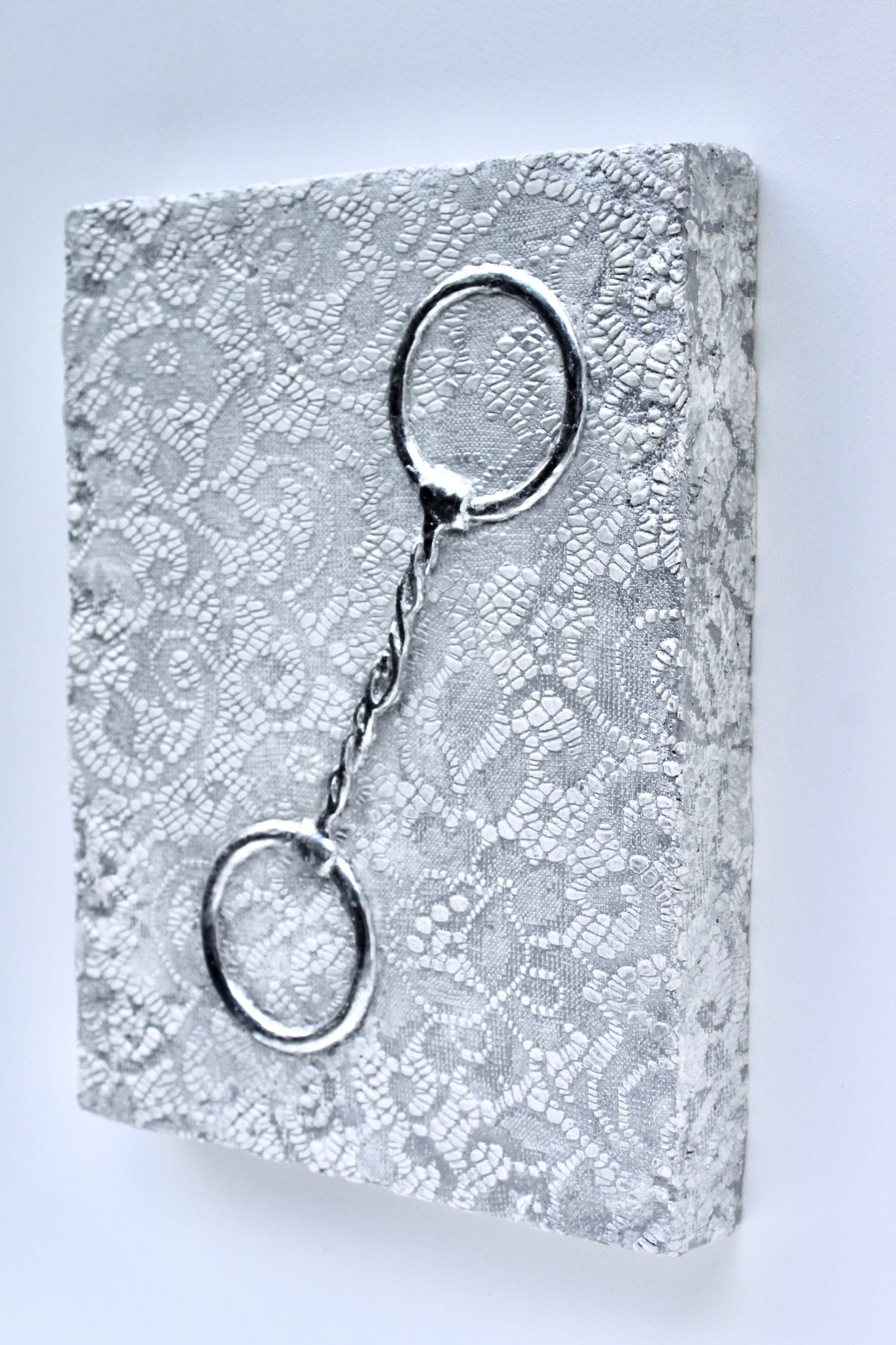 " Feminine Snaffle"